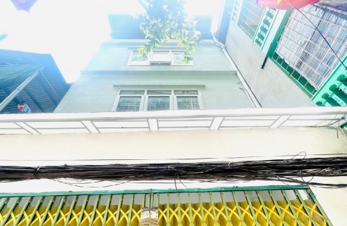 LUÔN! BÁN nhà Mặt ngõ Giải Phóng, KD, VP, DT 49m ô tô 7 chỗ đỗ cửa. Chỉ 7 tỷ 650 triệu